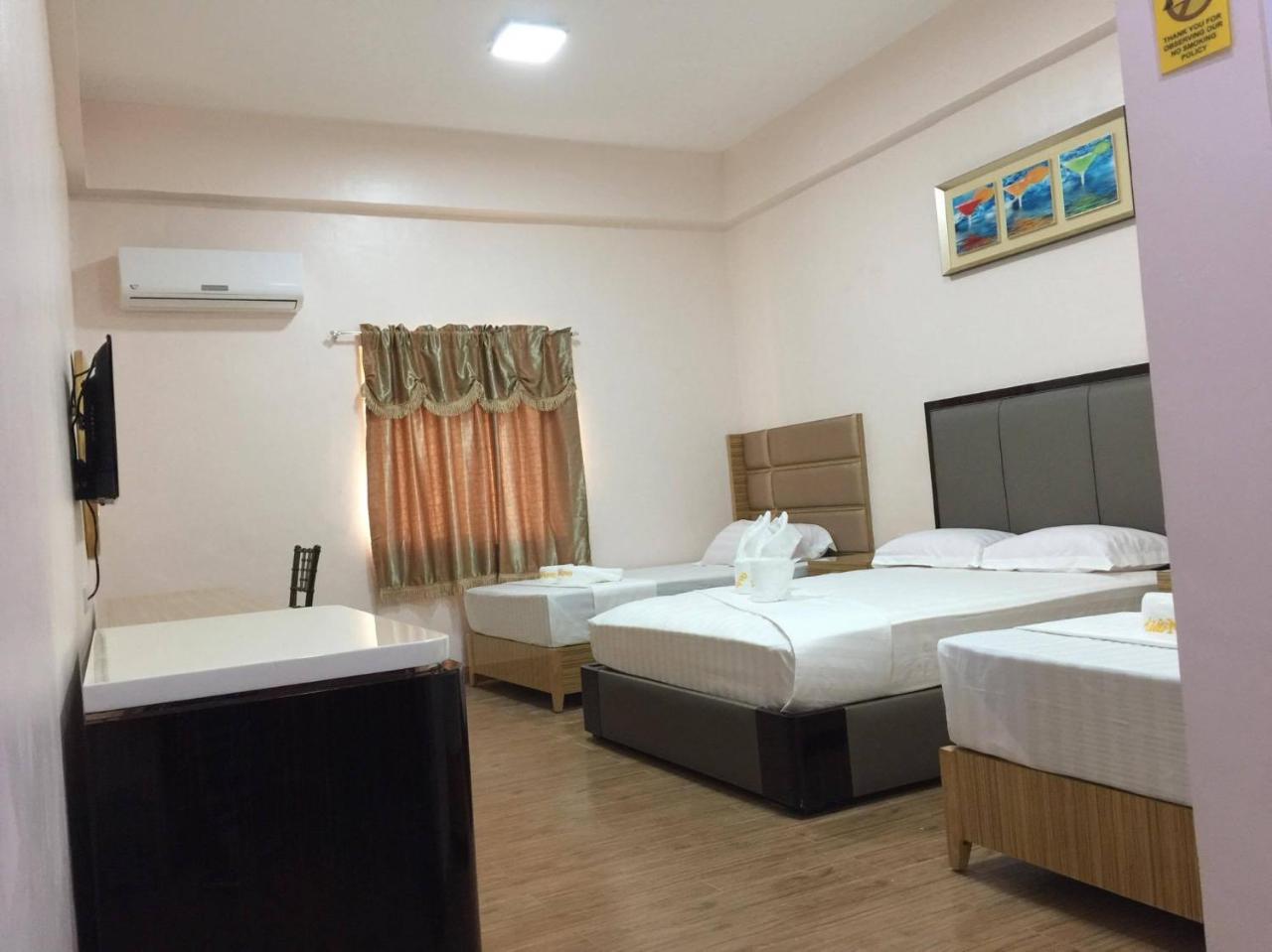 Meaco Royal Hotel - Lipa Lipa City ภายนอก รูปภาพ